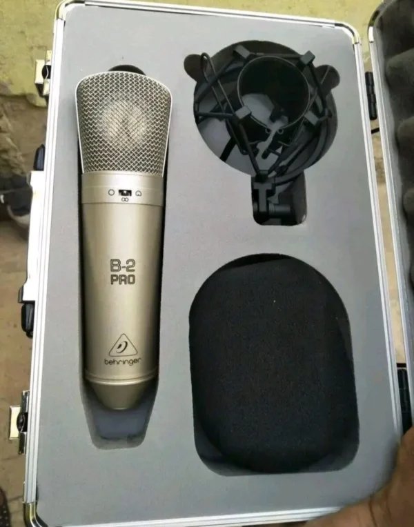 Behringer B 2 PRO Studio Microphone
